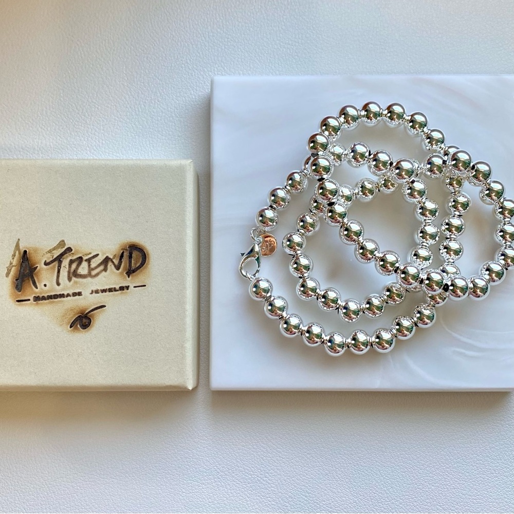Silver 8mm Beaded Women's necklace- Polished Look